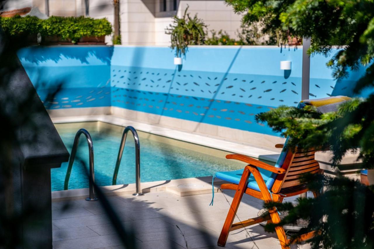 Apartments Villa Camellia - Adults Only Supetar Extérieur photo